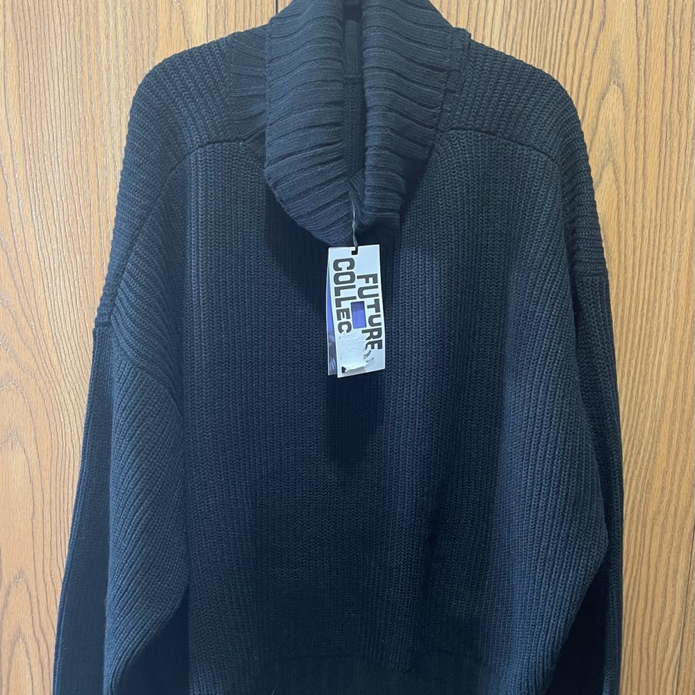 Future collective kahlana barfield brown womebs cow neck blacl sweater size xl